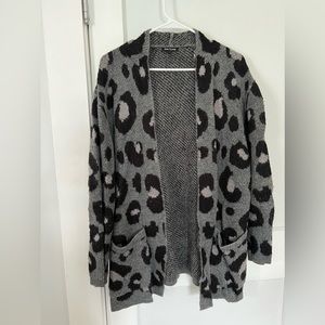 PINK CLOVER LEOPARD CARDIGAN - L